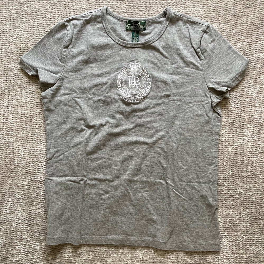 Lauren Ralph Lauren Active Gray Crest Logo Tee Size Large Classic Old Money